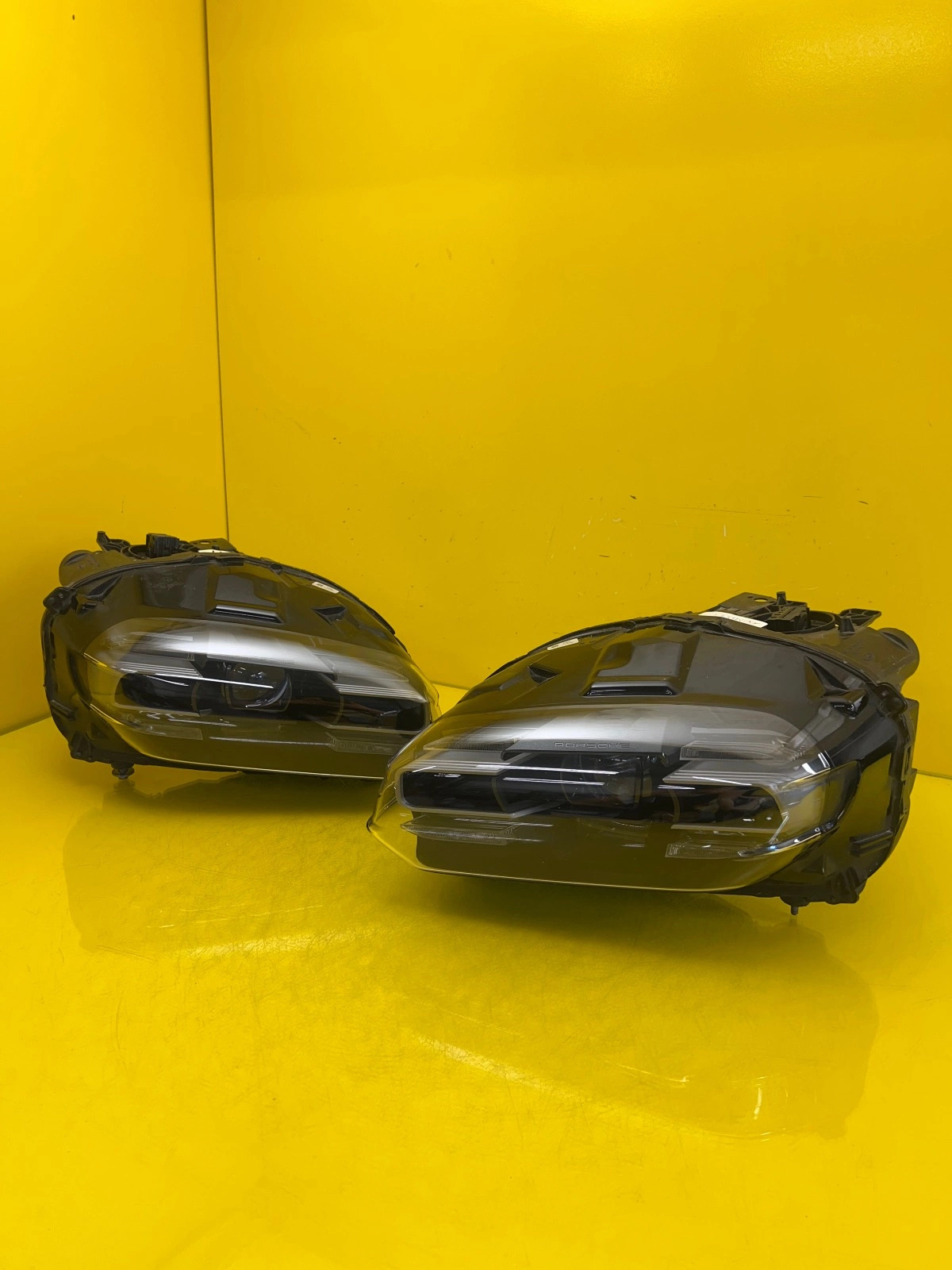 Far Full LED Porsche
