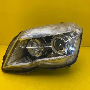 Far Stanga Mercedes Glk W204