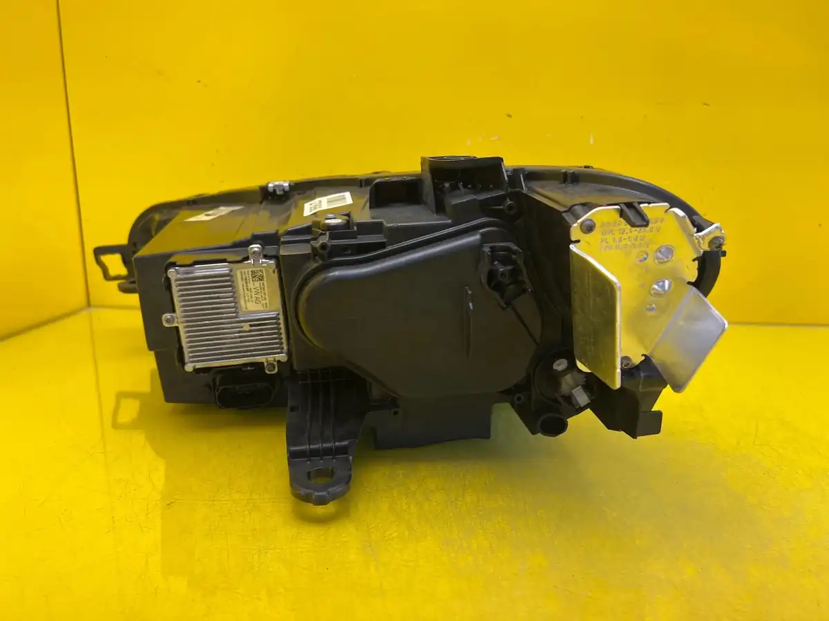 Far Dreapta VW Passat B9 Full LED