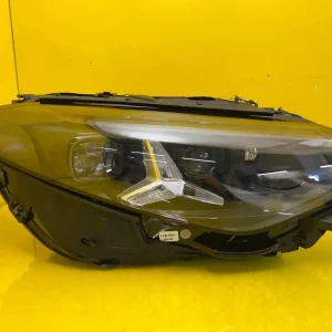 Far Dreapta Mercedes CLA C174 III 25- Multibeam LED