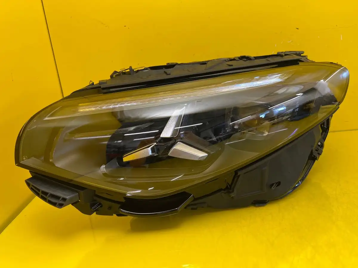 Far Dreapta Mercedes CLA III W174 C174 Multibeam LED