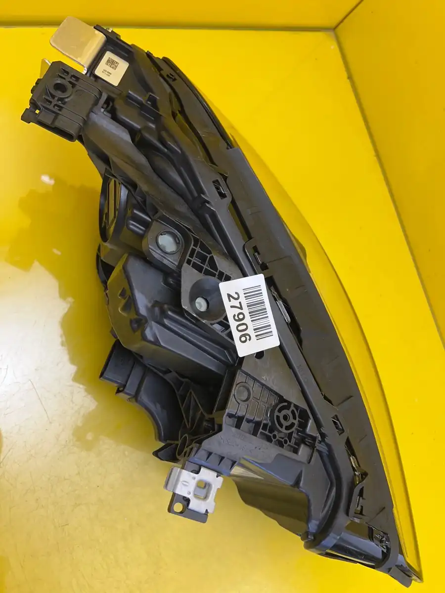 Far Dreapta Mercedes CLA III W174 C174 Multibeam LED