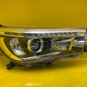 Far Dreapta Full LED Toyota Hilux
