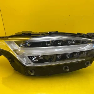 Far Dreapta Volvo Xc90 Ii Full LED