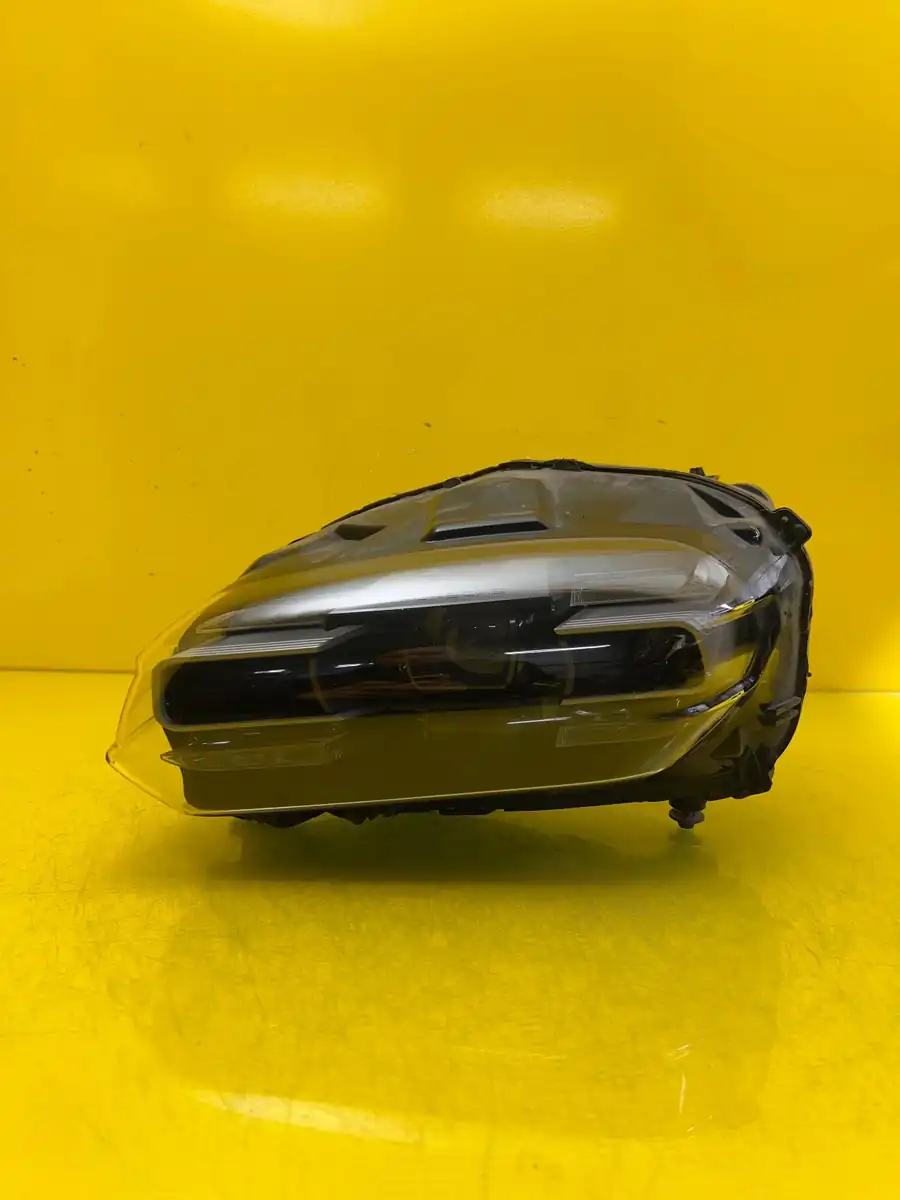 Far Porsche Taycan Matrix Full LED
