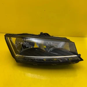 Far Dreapta Skoda Fabia Iii Lift 6Vd LED