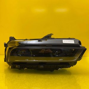 Far dreapta Full LED BMW Seria 7 G70 OEM 5B33F02-01