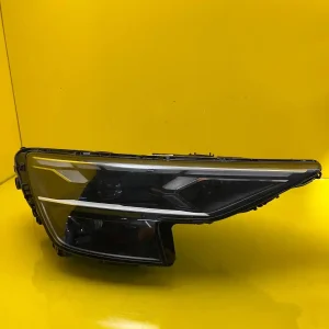 Far Dreapta Audi Q8 Lift Matrix Full LED