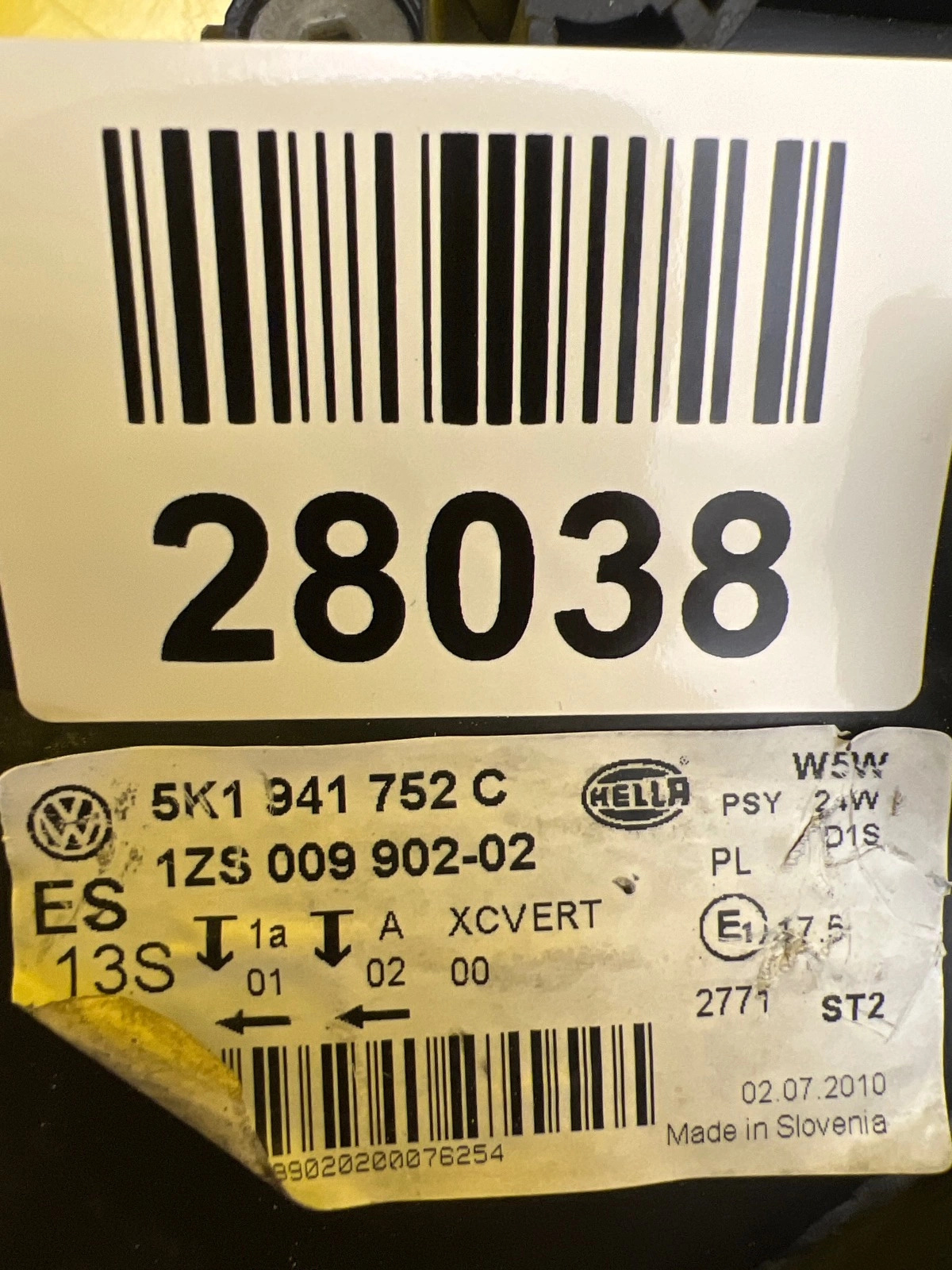 Far Dreapta VW Golf VI 6 R32 Xenon - Image 2