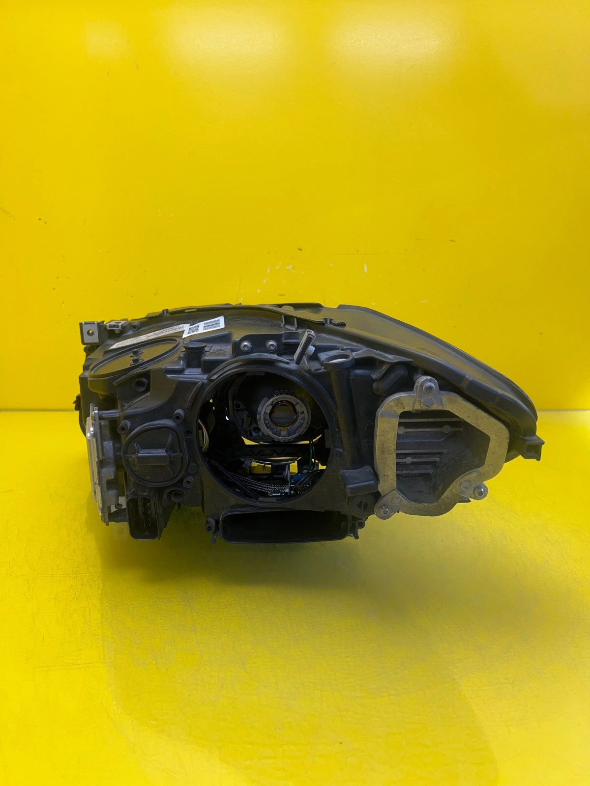 Far dreapta Xenon BMW Seria 5 F10 OEM 7203246-19 - Image 3