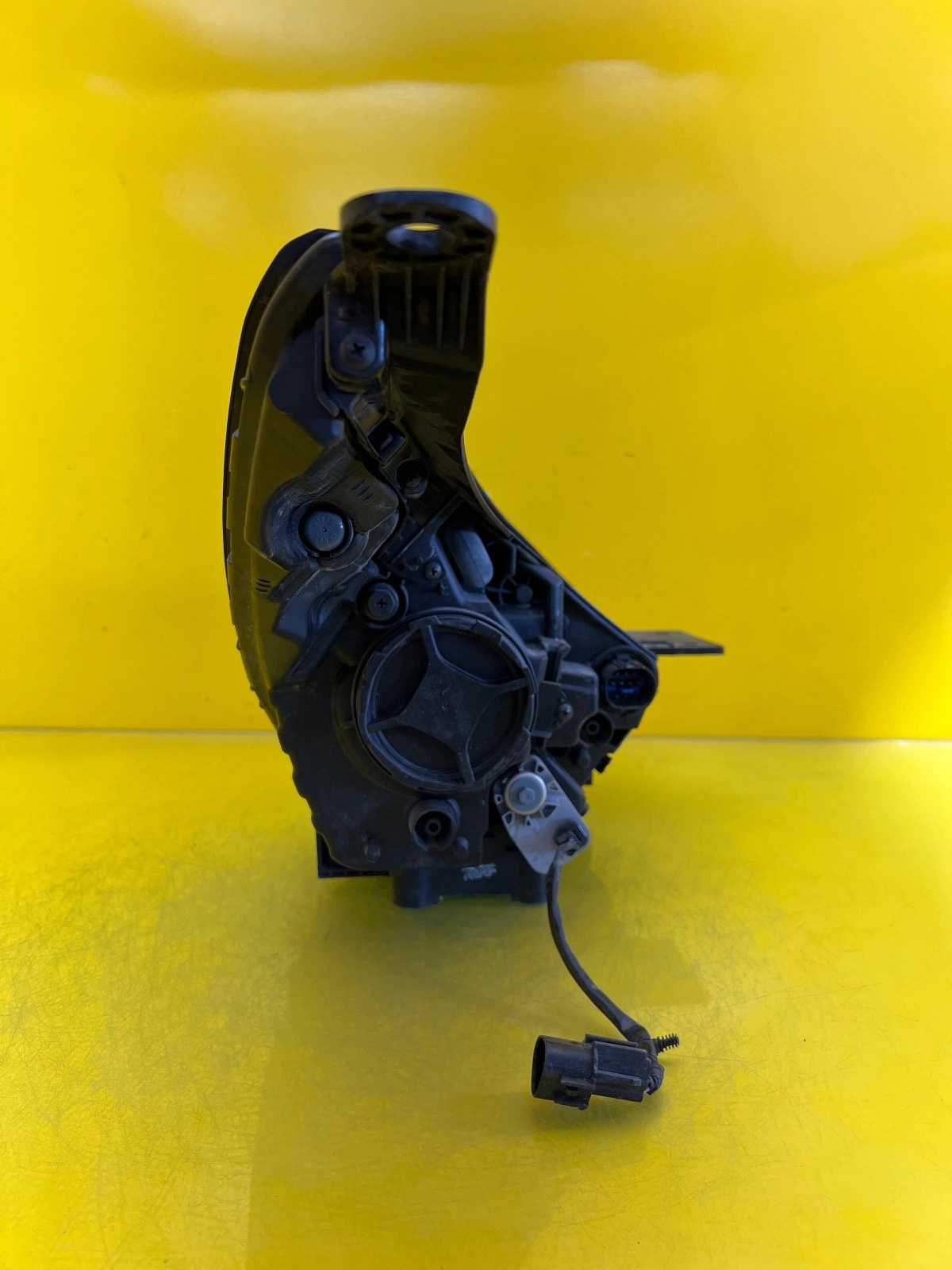 Far Kia Niro Lift Full LED - Image 4