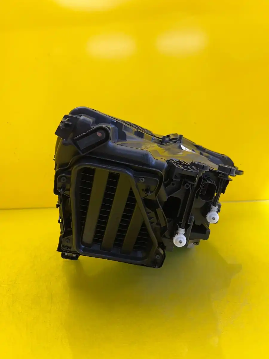 Far Audi Q3 83A Matrix Full LED
