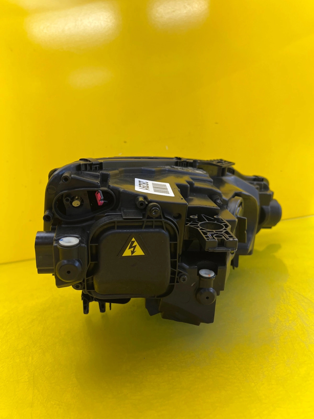Far stânga Bi-Xenon 2016-2020 OEM 28291 - Image 5
