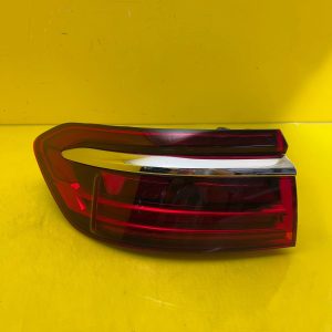 Lampă spate stânga LED  Facelift OEM 28370