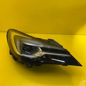Far Dreapta Opel Astra K Full LED