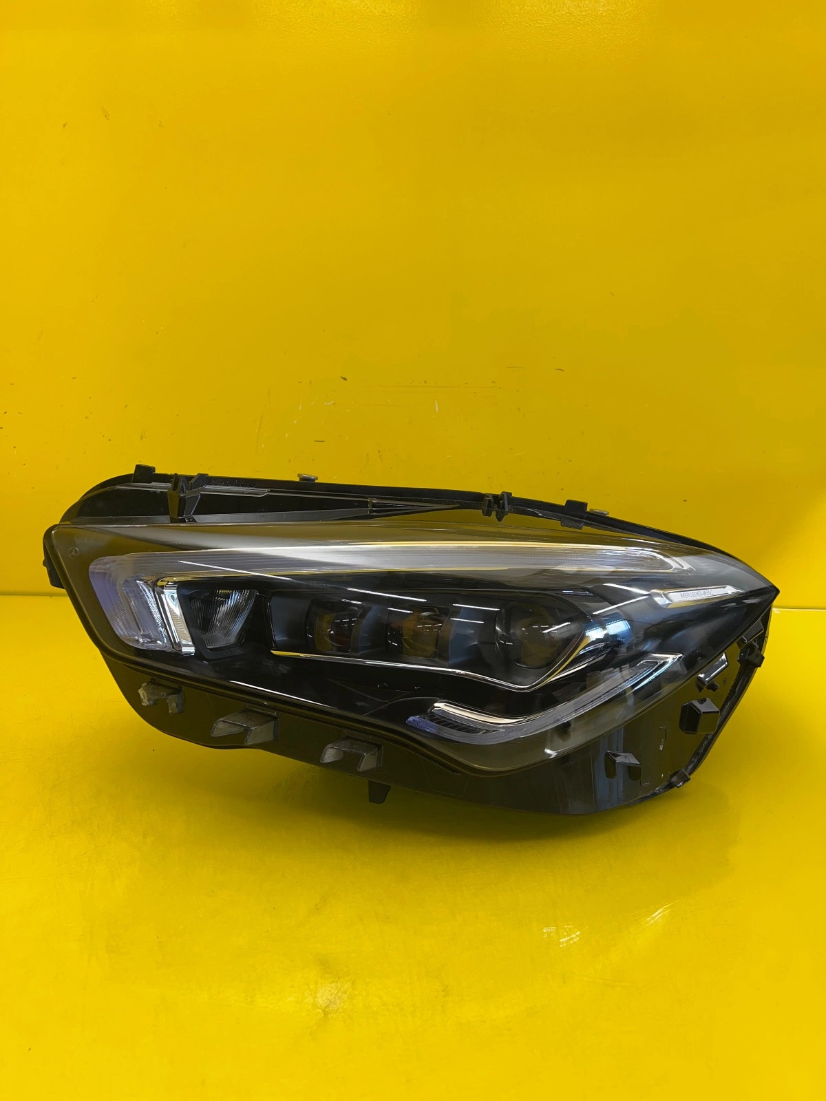 Far stânga LED OEM 28519