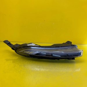 Far dreapta LED OEM 28551