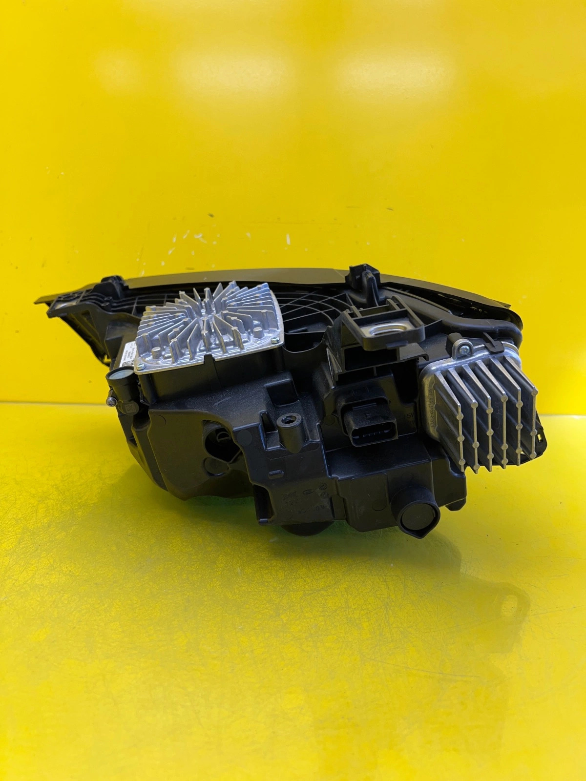 Far stânga Full LED OEM 28650 - Image 5