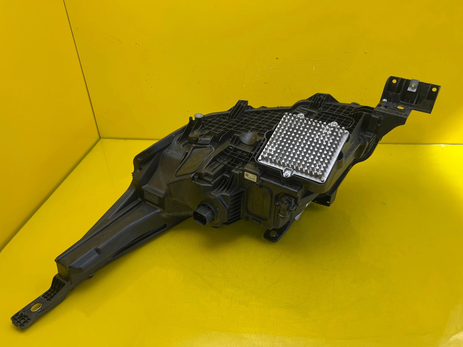 Far dreapta Full LED OEM 28681 - Image 5