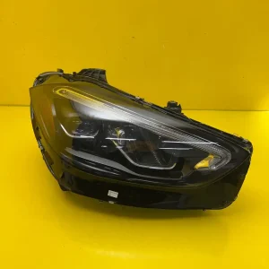 Far Dreapta Mercedes C-Class W206 Full LED