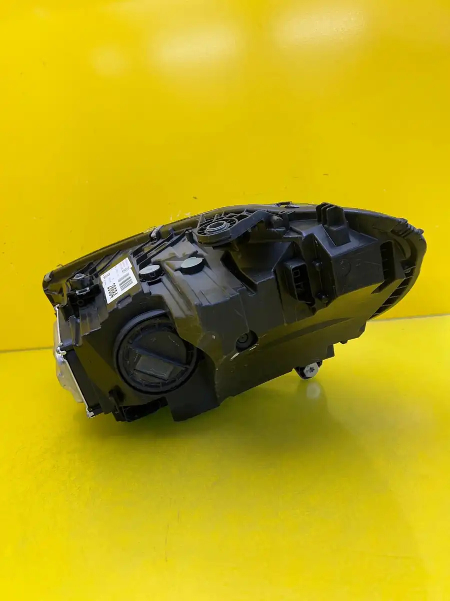 Far Dreapta Mercedes C-Class W206 Full LED