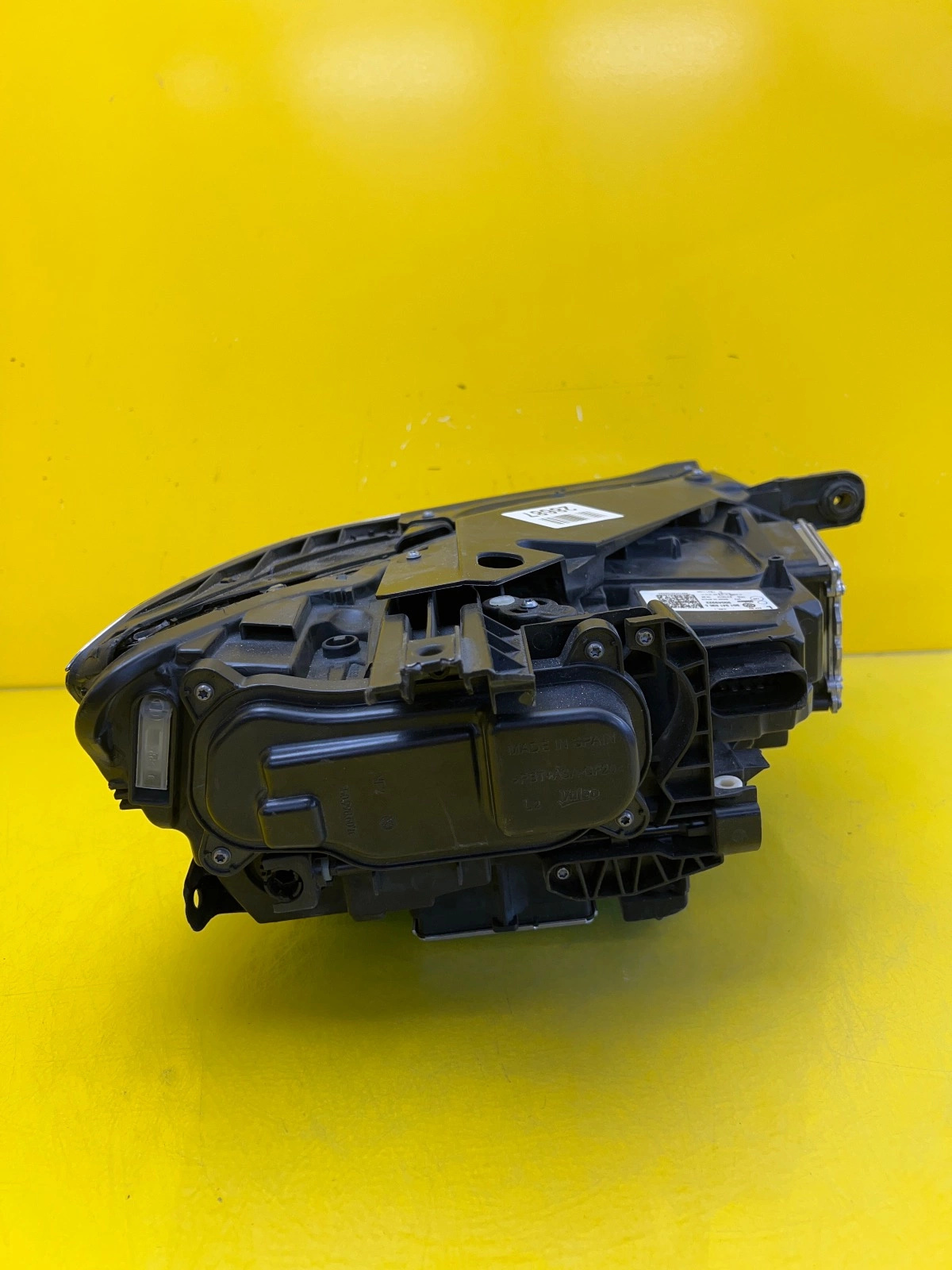 Far VW Passat B8 Full LED - Image 5