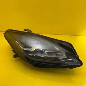 Far Dreapta Jaguar E Pace X540 Mid LED