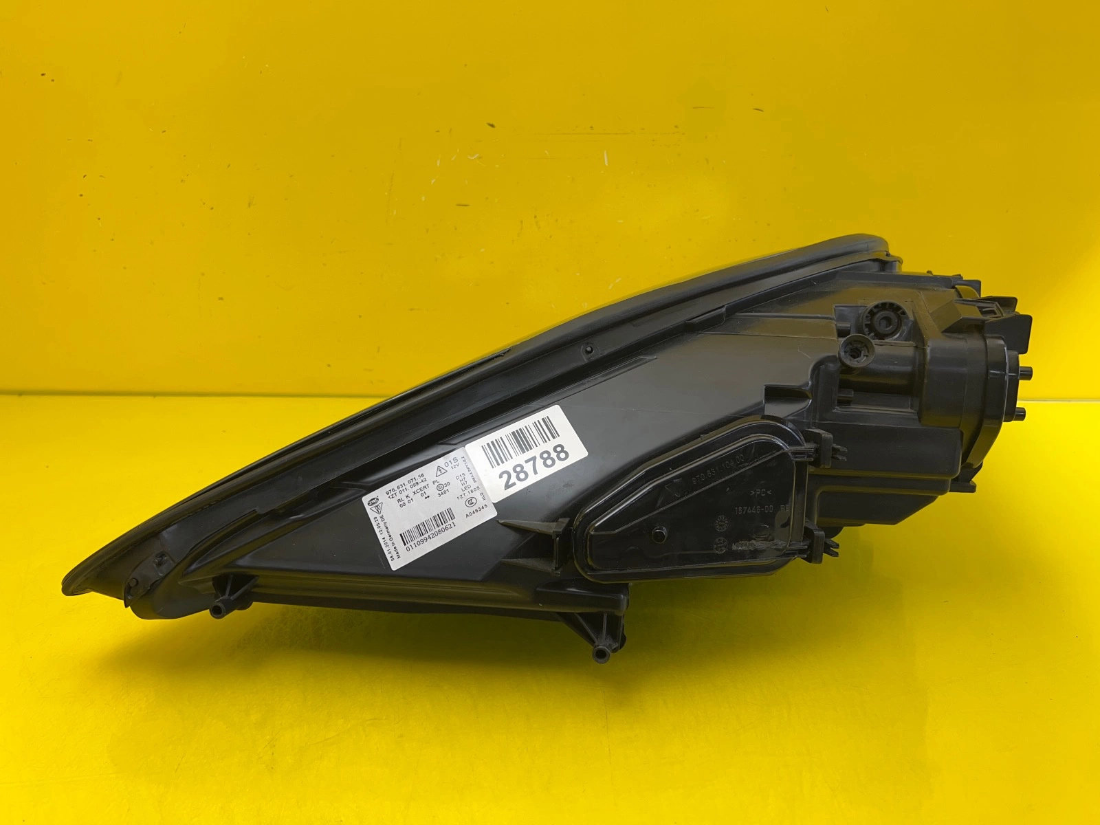 Far Dreapta Porsche Panamera 970 09 Xenon - Image 3