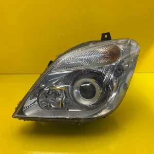 Far Mercedes Sprinter W906 Xenon