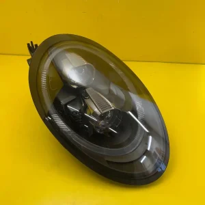 Far Dreapta Porsche Carrera 911 991 Bixenon