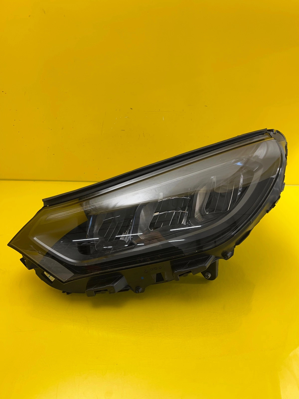 Far stânga Full LED OEM 28943