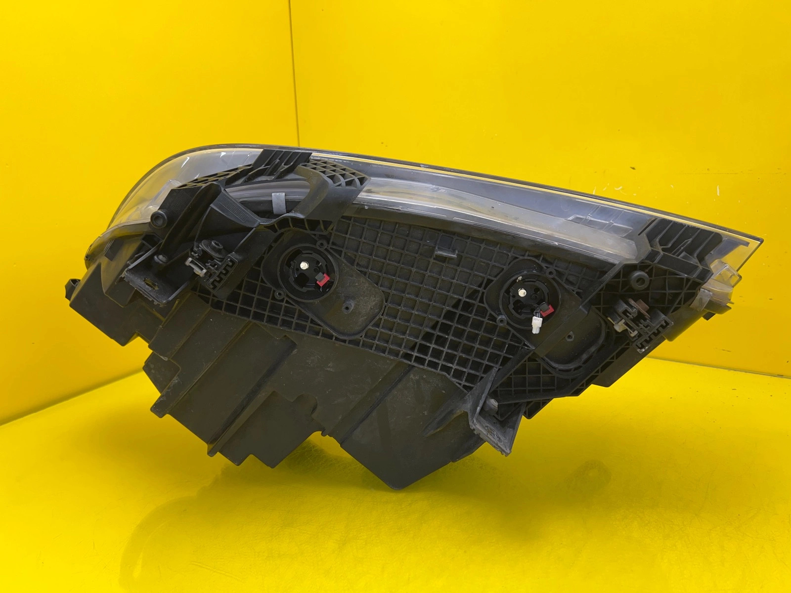 Far dreapta Bi-Xenon BMW X5 F15 2013-2018 OEM 29050 - Image 6