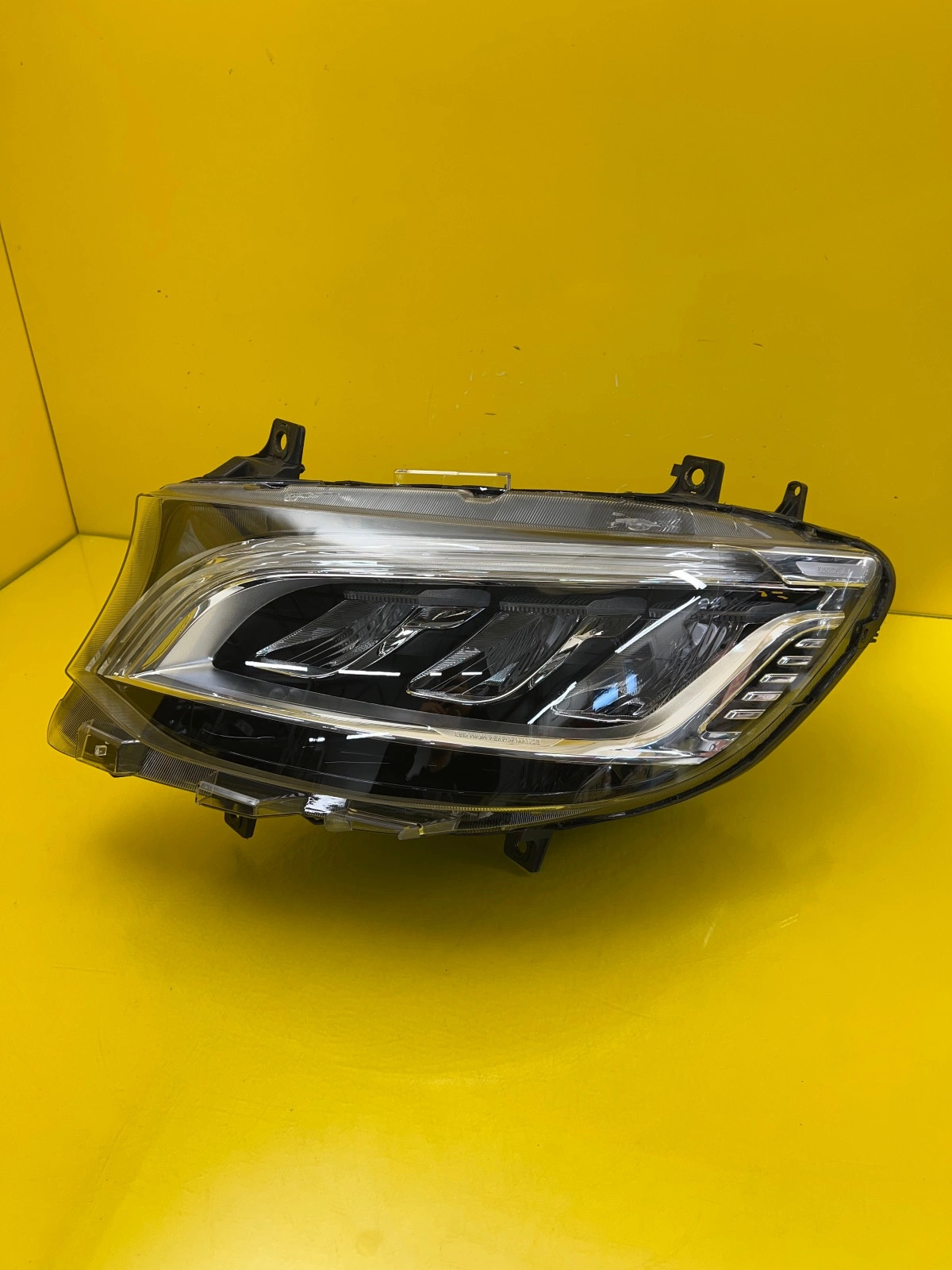 Far Mercedes Sprinter W910 Full LED