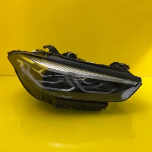 Far Dreapta BMW Seria 8 G14 G15 Full LED