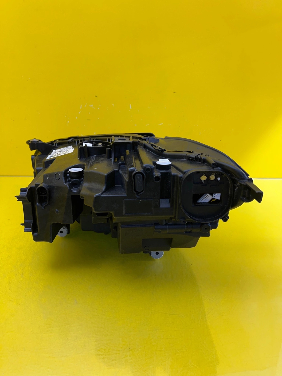 Far dreapta Full LED BMW Seria 8 G14 OEM 8739604-04 - Image 4