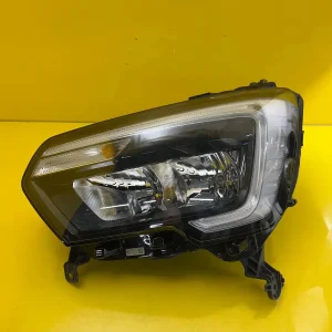 Far Renault Master 4 IV 19- LED