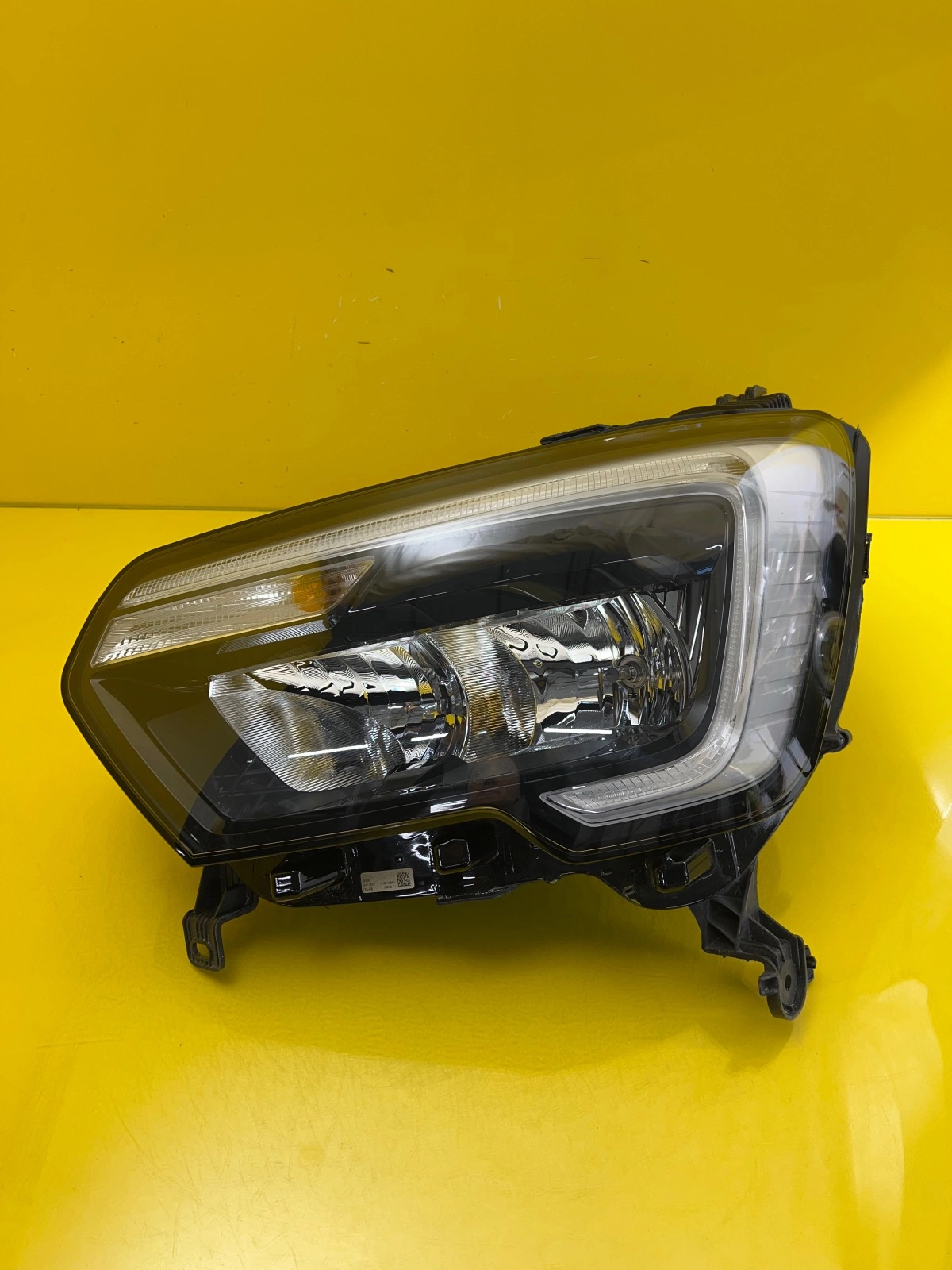 Far Renault Master 4 IV 19- LED