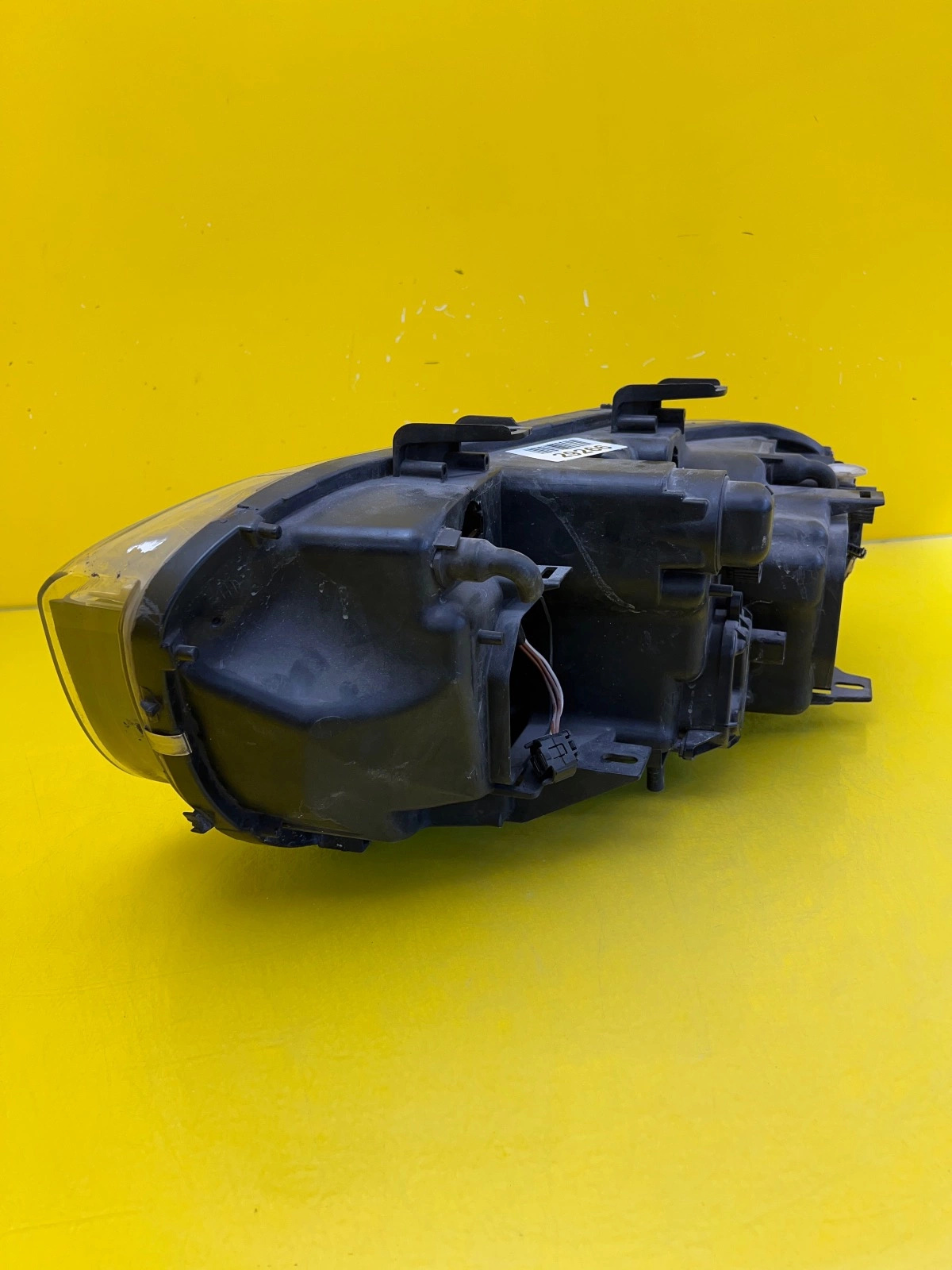 Far dreapta Xenon BMW Seria 7 E65 2001-2005 OEM 29266 - Image 4