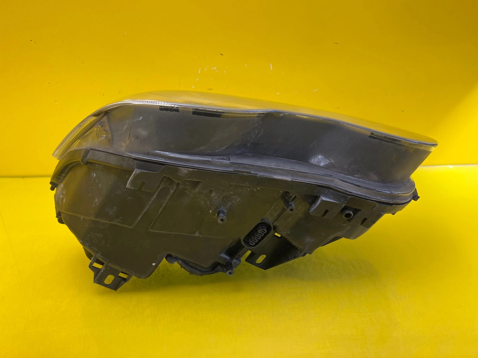 Far dreapta Xenon BMW Seria 7 E65 2001-2005 OEM 29266 - Image 5