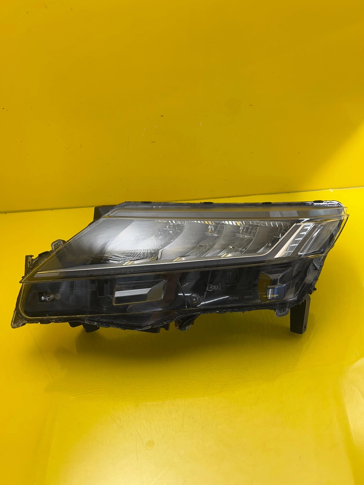 Far stânga Full LED OEM 29286