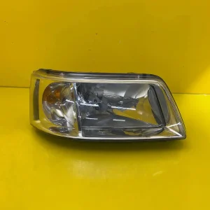 Far Dreapta Volkswagen T5 7Hn