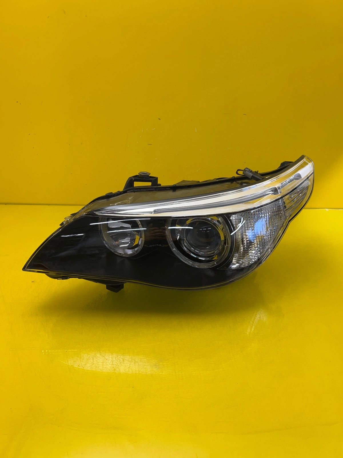 Far stânga Bi-Xenon BMW Seria 5 E60 2003-2006 OEM 29336