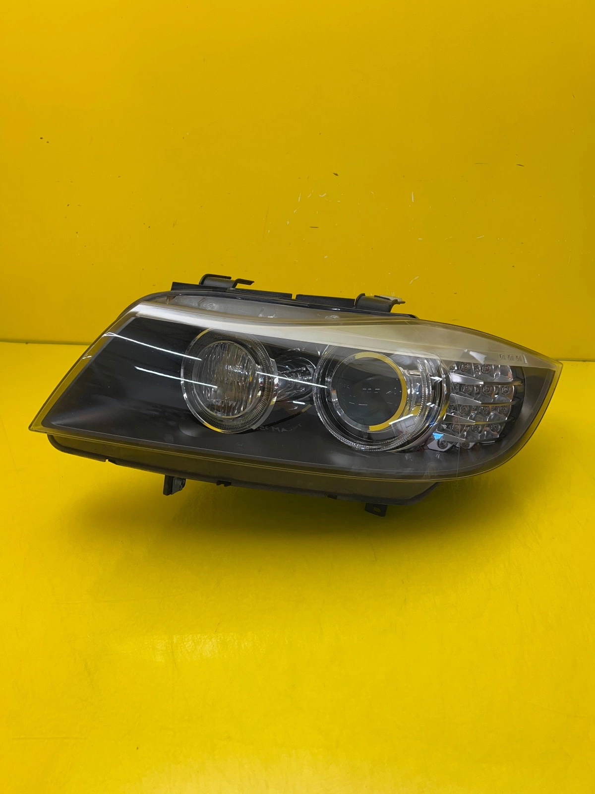 Far stânga Xenon Dynamic E90 Facelift OEM 29421