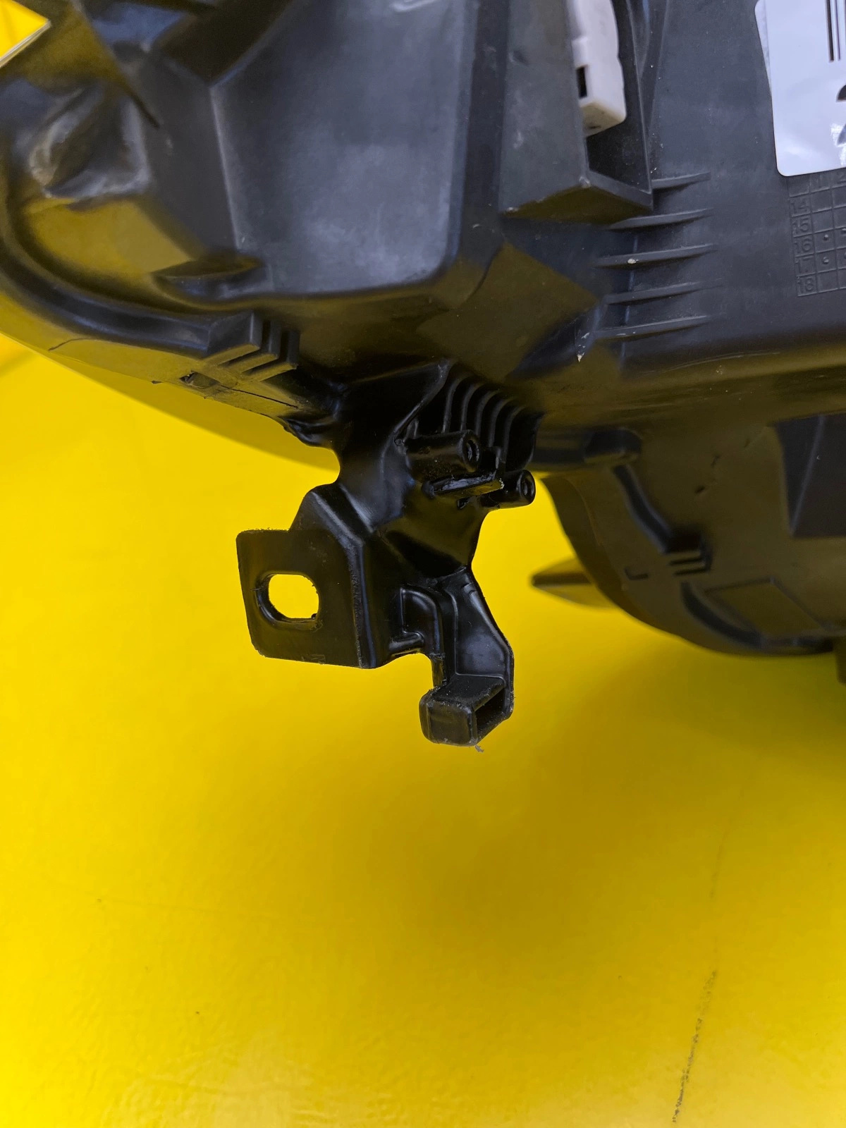 Far Dreapta Renault Megane IV Full LED - Image 5