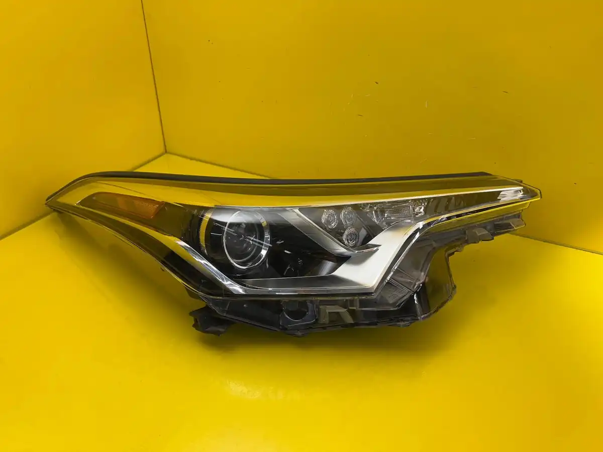 Far Toyota CHR