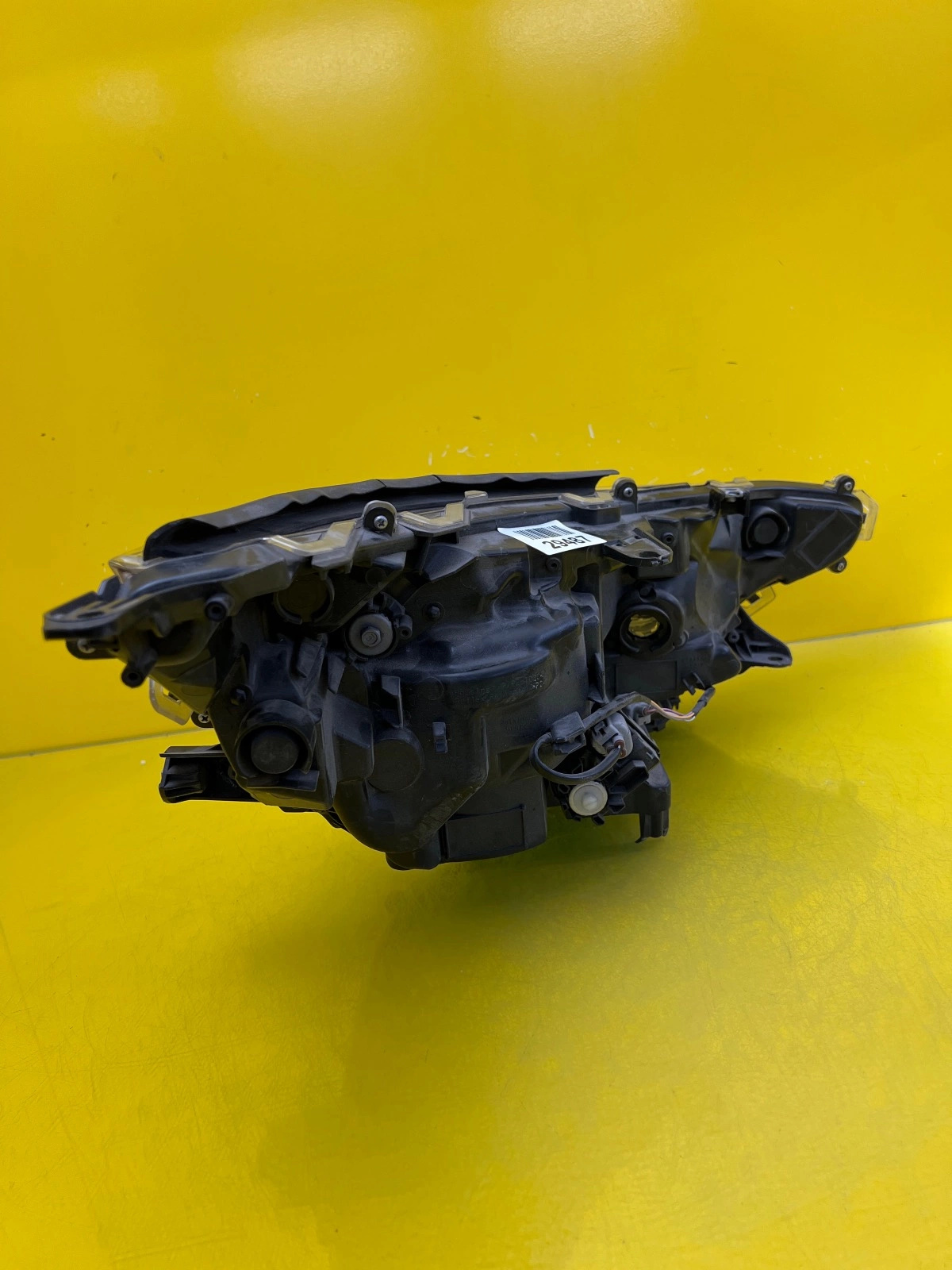 Far Toyota Rav4 V 19 Full LED - Image 4