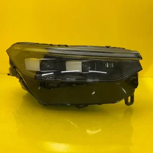 Far Dreapta VW Tayron II 24- Full LED
