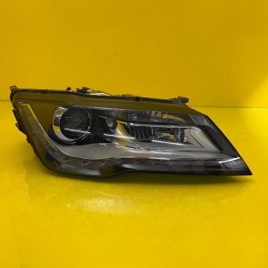 Far dreapta LED Xenon OEM 29606