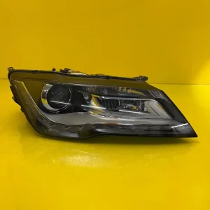 Far Dreapta Audi A7 C7 4G8 Xenon