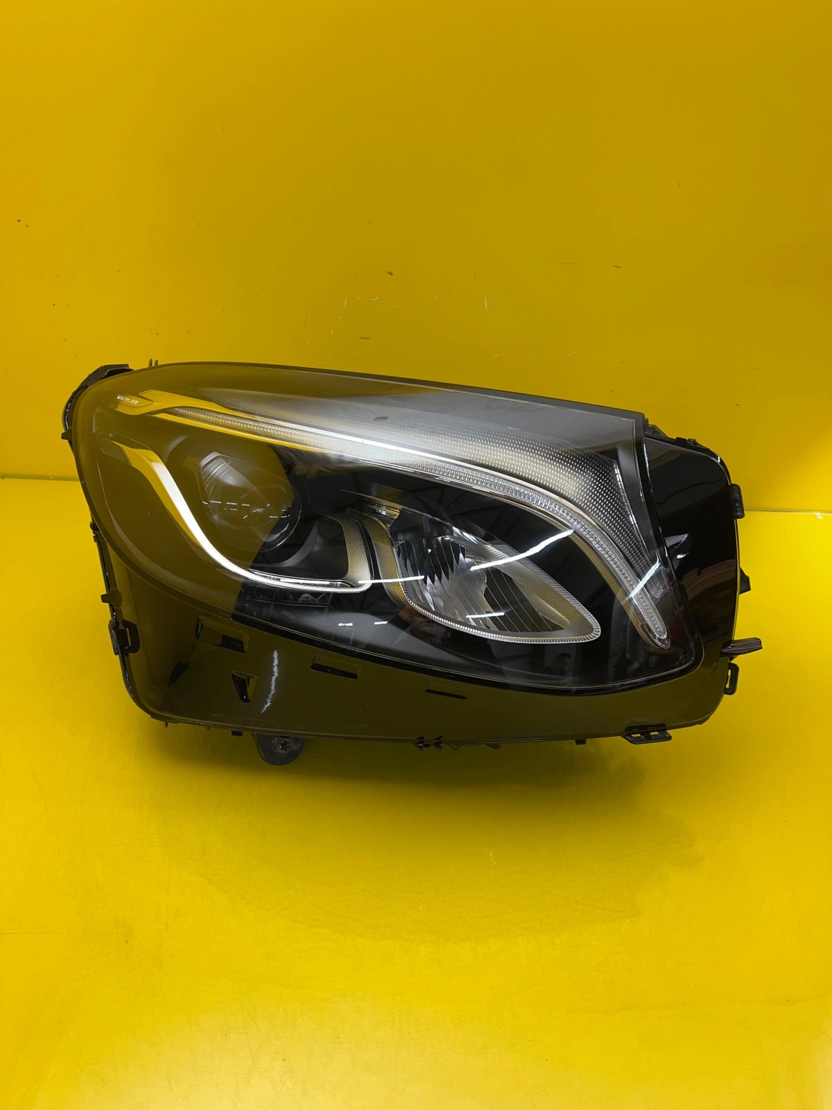 Far dreapta Full LED 2016-2020 OEM 29649
